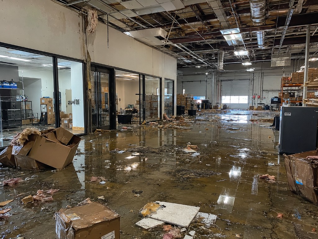 Commercial flood damage cleanup